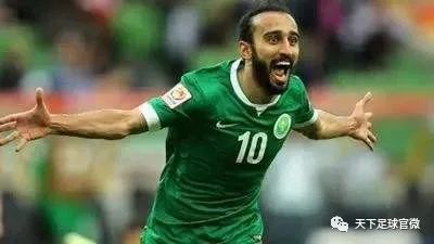 世界足球最佳阵容历史排名_世界历史足球最强阵容23人_世界足坛历史最佳阵容