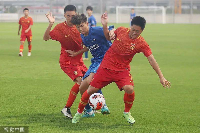 足球杯2021冠军_2020中国足球冠军赛_2022中国冠军杯足球
