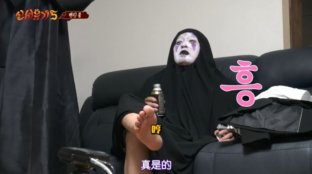 三角帽踢足球规则_三角帽游戏是怎么玩的_三角帽踢球游戏规则
